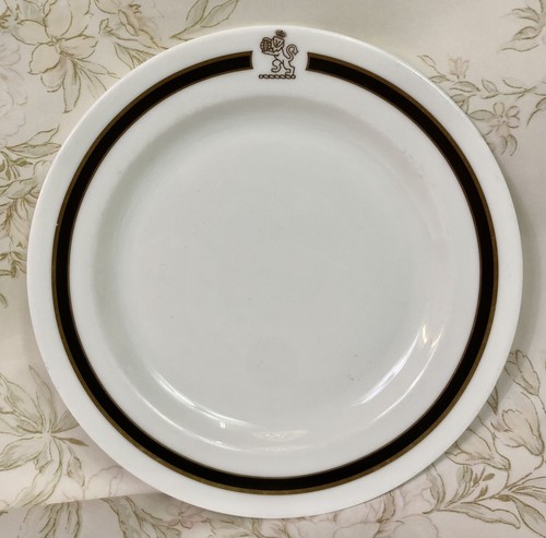 VINTAGE QE2 DINNER PLATE, CUNARD LINE, QUEENS GRILL, 1ST CLASS, WEDGWOOD - Picture 4 of 11