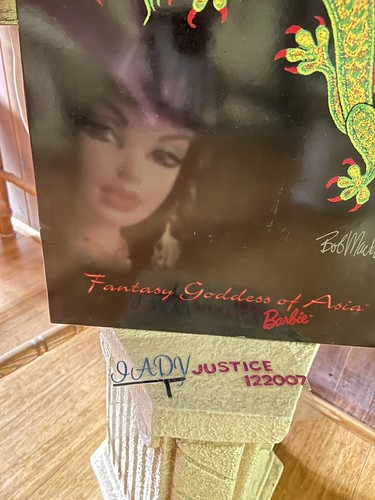 Fantasy Goddess of Asia Barbie + sketch - NRFB - 1998 Mackie  #20648 - Picture 2 of 9