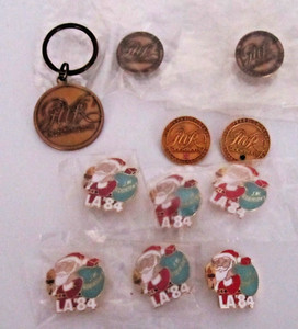 VINTAGE LOT JW ROBINSON'S DEPT STORE EMPLOYEE PINS