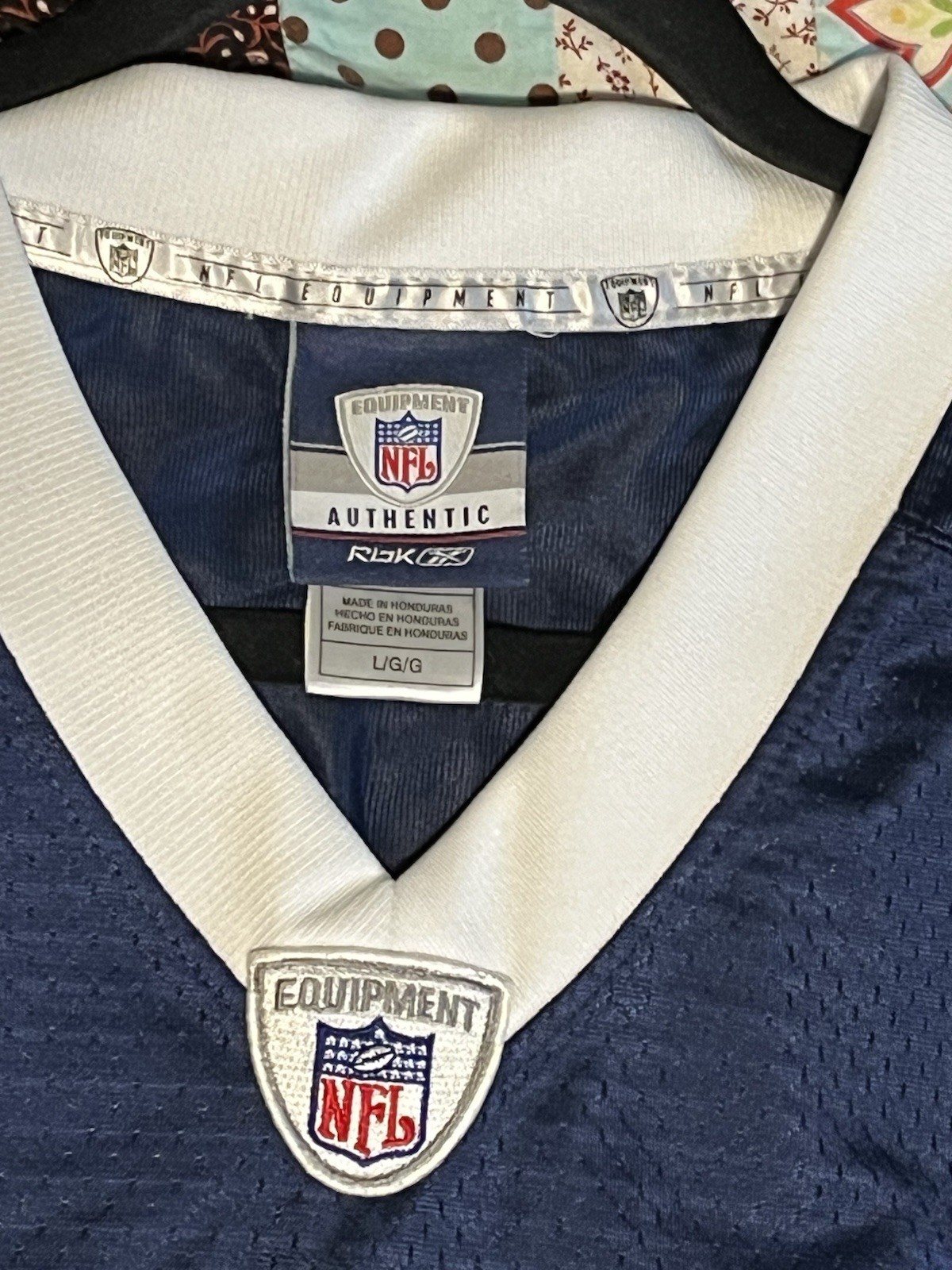 Two San Diego Chargers Shawne Merriman #56 NFL Blue Jerseys Size L / G Reebok thumbnail 4