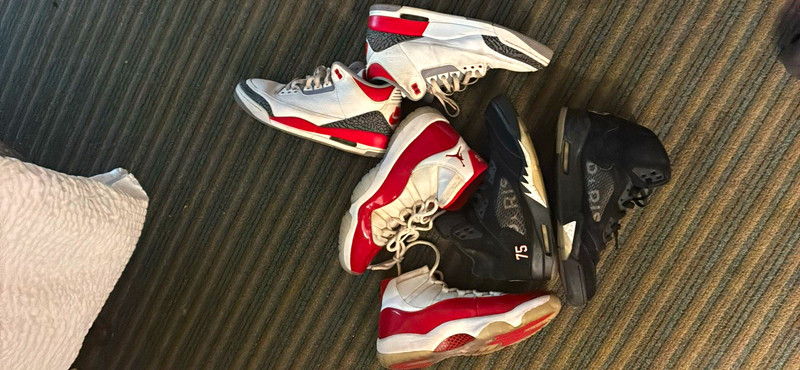 Jordan Baby Boy AJ4 Leather Sneaker Shoe Lot 0-3M Red White Black Gray