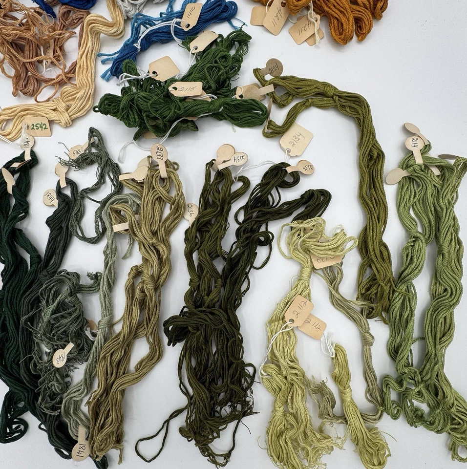 Soie d'Alger Floss-Cross Stitch/Needlepoint Threads Lot of Diff Colors 7 Strand - Image 4 of 4