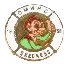 Vintage Old Derbyshire Miners Welfare Holiday Camp Skegness 1958 Enamel Badge