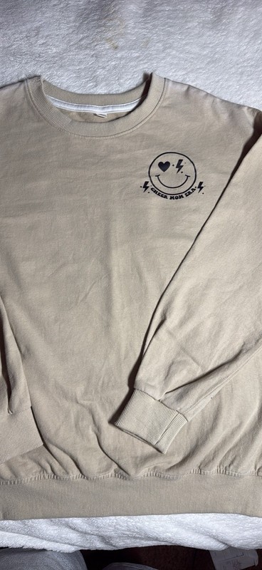 In My Cheer Mom Era beige Sweatshirt Size M Women's Crewneck