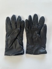 Lord  Taylor Womens 7.5 Black Leather Gloves Cashmere Lining Old Money Timeless