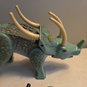 LEGO Dinosaur Green Styracosaurus from set 6722 retired