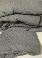 🏔️ VCNY HOME TWIN NINA EMBOSSED QUILT SET, GRAY, TWIN 2pcs 🆕