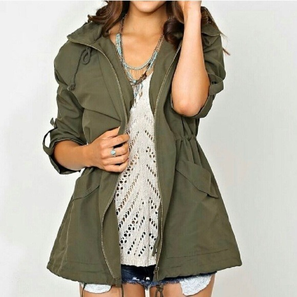 Iris Basic & Contemporary Green Lightweight Utili… - image 2