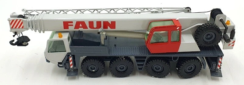 Conrad 1/50 Scale 2080 - Krupp 70 GMT-AT Telescopic All Terrain Crane - Image 3 of 4
