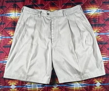 Callaway Pro Spin Golf Shorts Size 38 Beige Preppy Pima Cotton Pleated