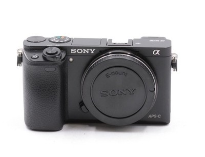 SONY A6000 24.3 MP DIGITAL CAMERA BODY SHUTTER COUNT 20,000