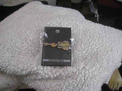 Original Hard Rock Cafe Pin NEW YORK