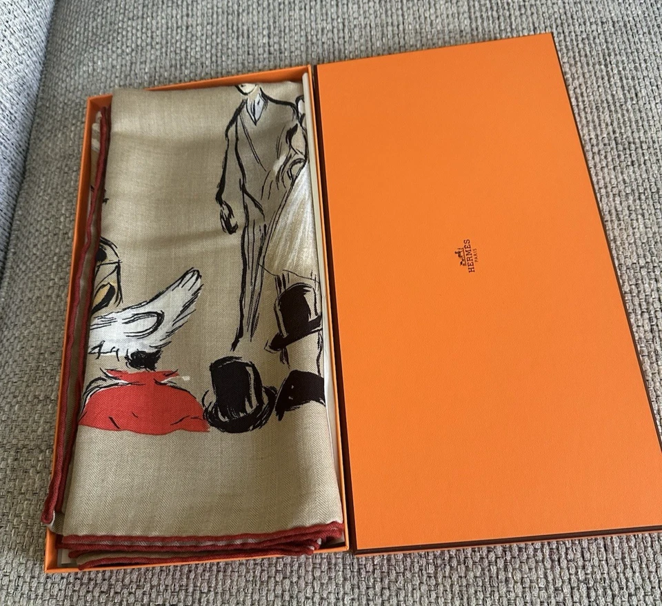 NEW in Box HERMÈS Beige/Corail/Naturel Paddock Shawl 140 Scarf w/Receipt - Image 4 of 4