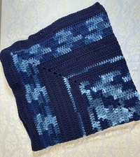 Vintage Soft Crochet Lap Blanket Afghan Blue Granny Square 36 inches