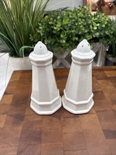Pfaltzgraff Heritage White stoneware salt and pepper shakers, Vintage