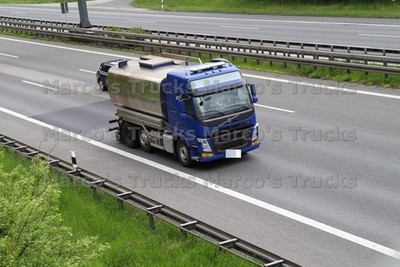 LKW Foto Volvo FM tanker truck Deutschland blau Built for the Work, not f #h5ed
