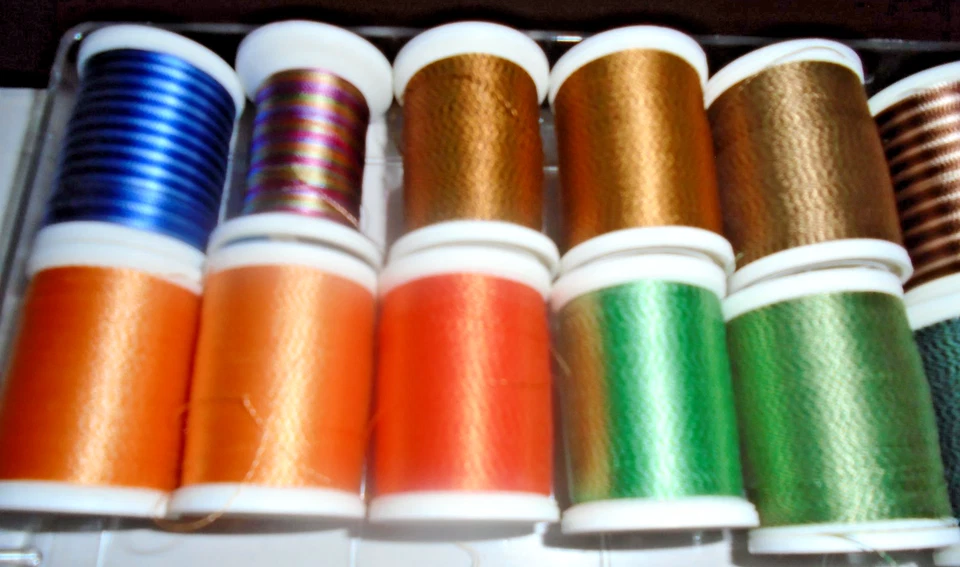 17 Spools Variegated Embroidery Thread Sulky 850 Yds. 40wt. Rayon - Image 4 of 4