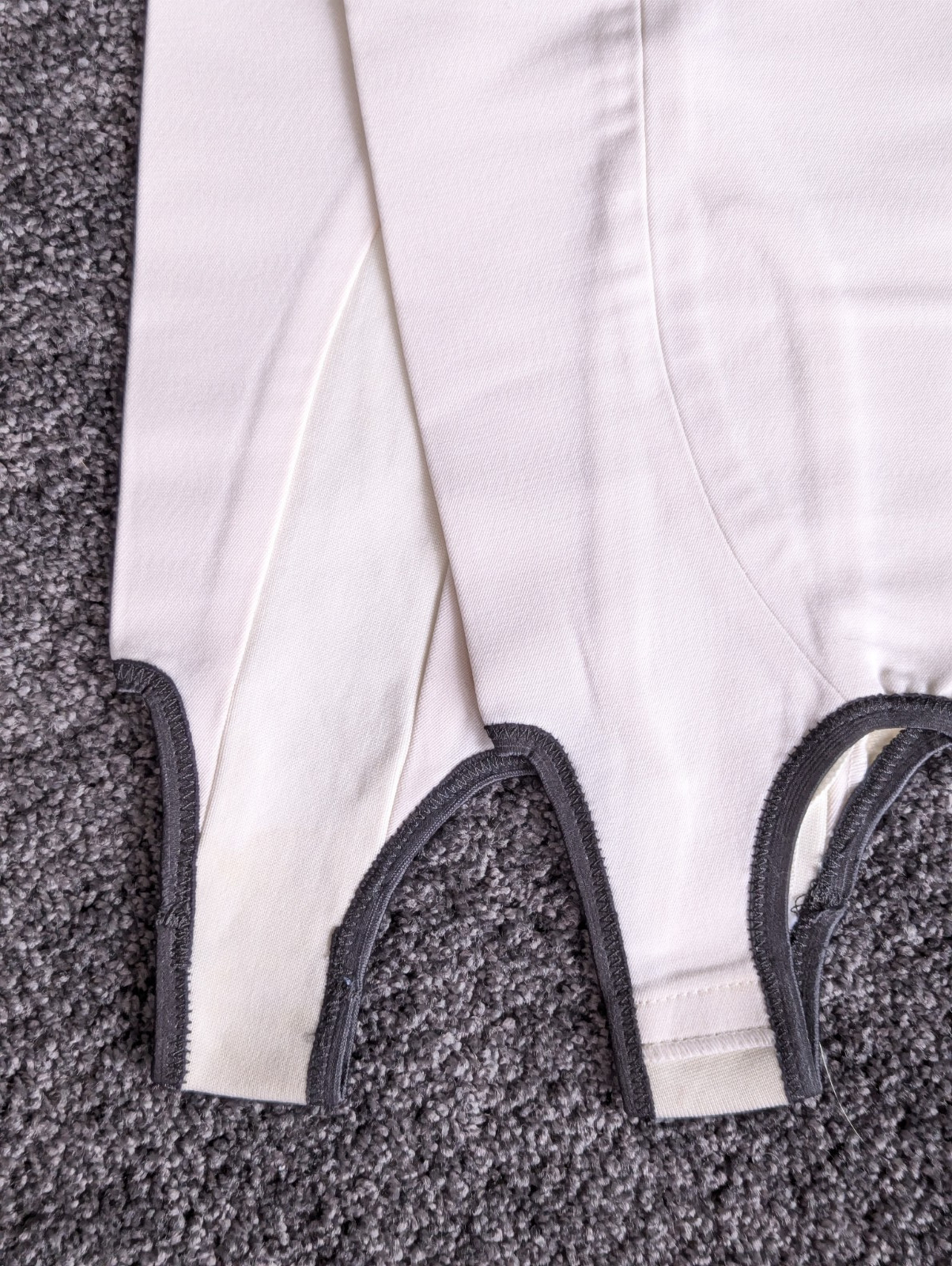 Vtg 90s Obermeyer Stirrup Ski Suit Jumpsuit Women's 10R Ivory Wool Blend Stretch