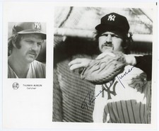Thurman Munson-Signed Vintage Photograph
