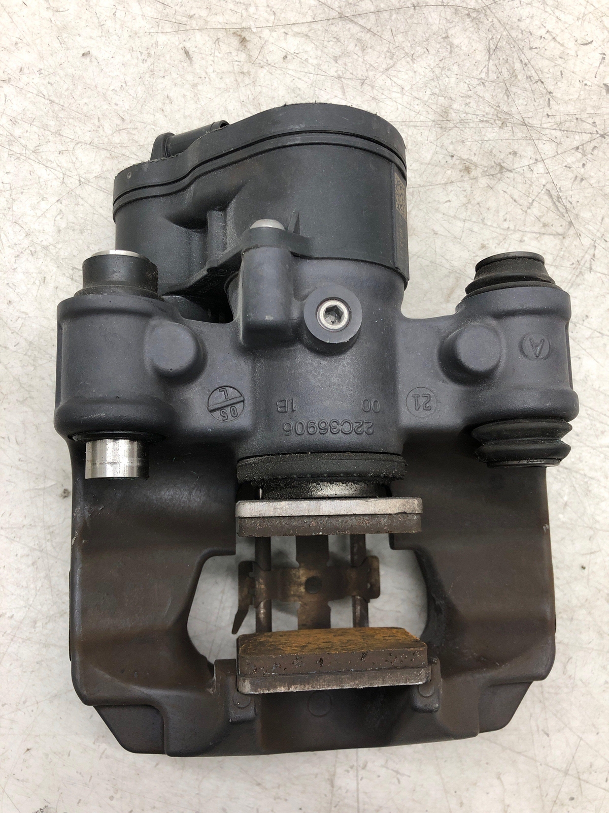 2019-2023 ASTON MARTIN VANTAGE RIGHT REAR PARKING BRAKE CALIPER HY53-2K328-BB