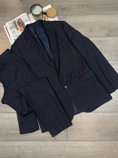 Men Armani Collezioni Suit Navy Wool 38 / M / 46