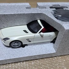 Mercedes-Benz SLS AMG Roadster 1:18 Diecast Model by Norev
