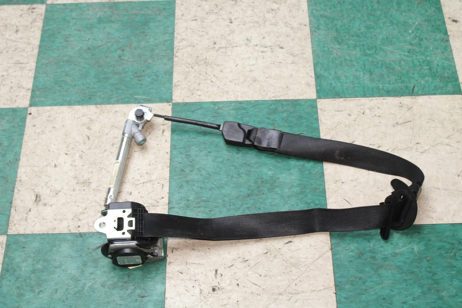 Maserati Ghibli 2014-2017 FRONT+LEFT Seat belt