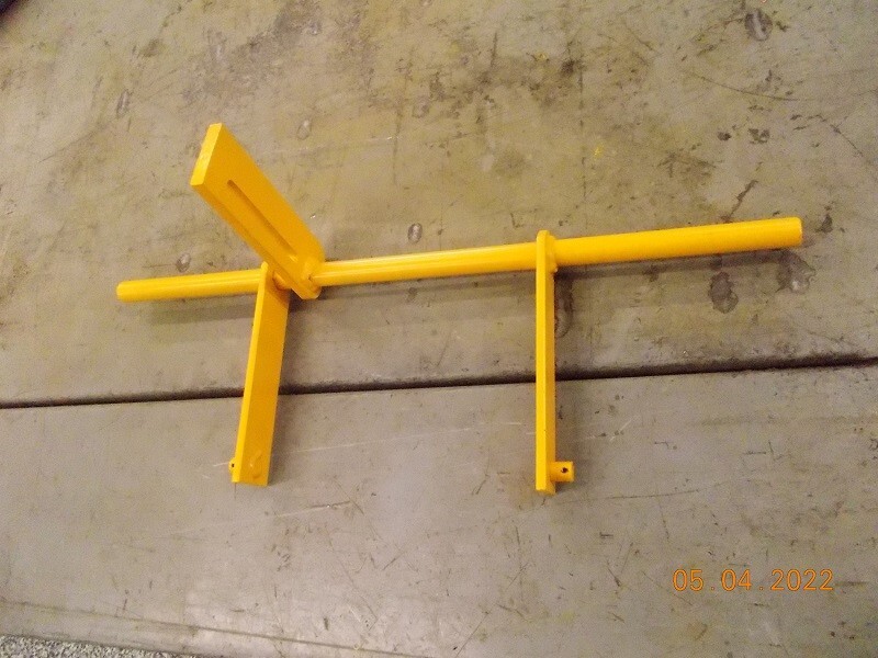 NEW Cub Cadet IH Hydraulic or electric Lift Rockshaft, All new assembly ...
