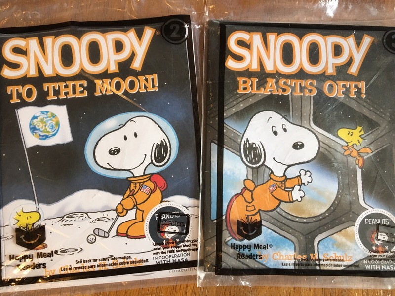 McDonald’s Kids Happy Meal Readers Peanuts SNOOPY Read Alongs NASA 2019 #2 New!