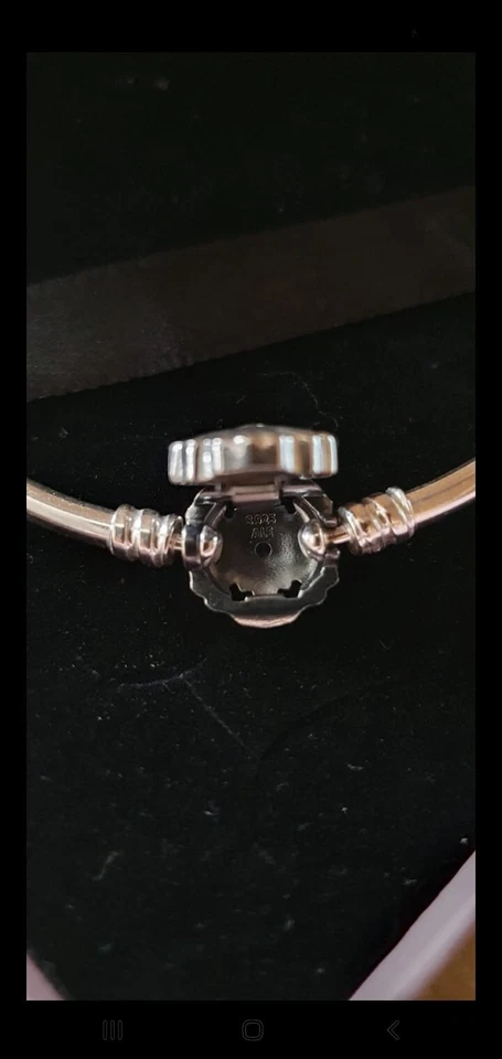 Bracciale Pandora Rigido Argento Nuovo Classico - Immagine 3 di 4