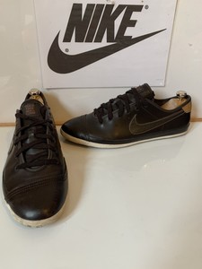 nike flash leather