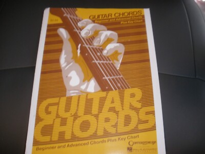 Hal Leonard Guitar Chords Plus Key Chart Beginner & Advanced Chords (M10)