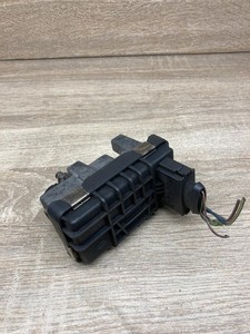 6NW009483   Turbine electric control actuator Fits for Audi A6 S6 C6 4F