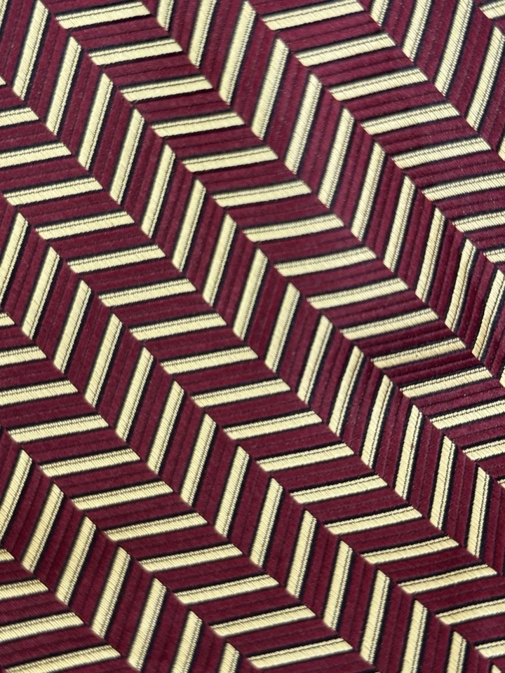 Nautica红色和金色条纹几何领带 — 第 2/3 张图片