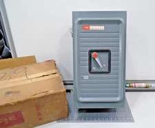 NEW FPE Circuit Breaker NFJ631150R 150 Amp 3 P 600 VAC/VDC Mag Trip & Enclosure