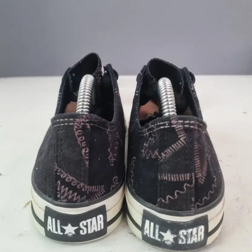 Vintage Converse Star Embroidered Sneakers - Size Not Specified thumbnail 4
