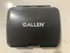 Gallen SD Memory Card Storage Case   Holds 8 SD Cards   Hunting / Trail Camera