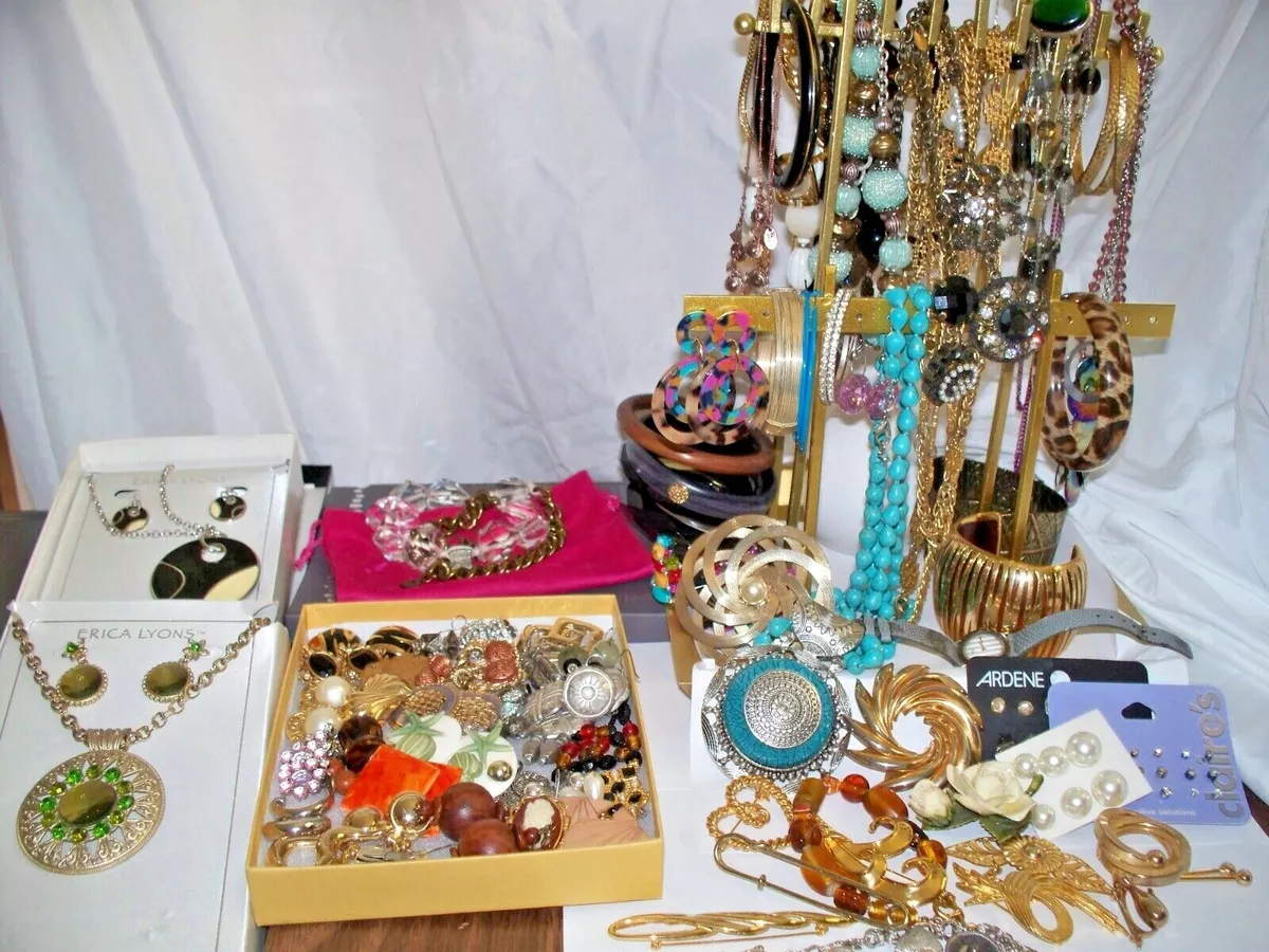 VINTAGE COSTUME JEWELRY LOT MIXED JEWELLERY eBay