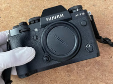 Fujifilm X-T3 Mirrorless Digital Camera (Body Only) - Black good condition