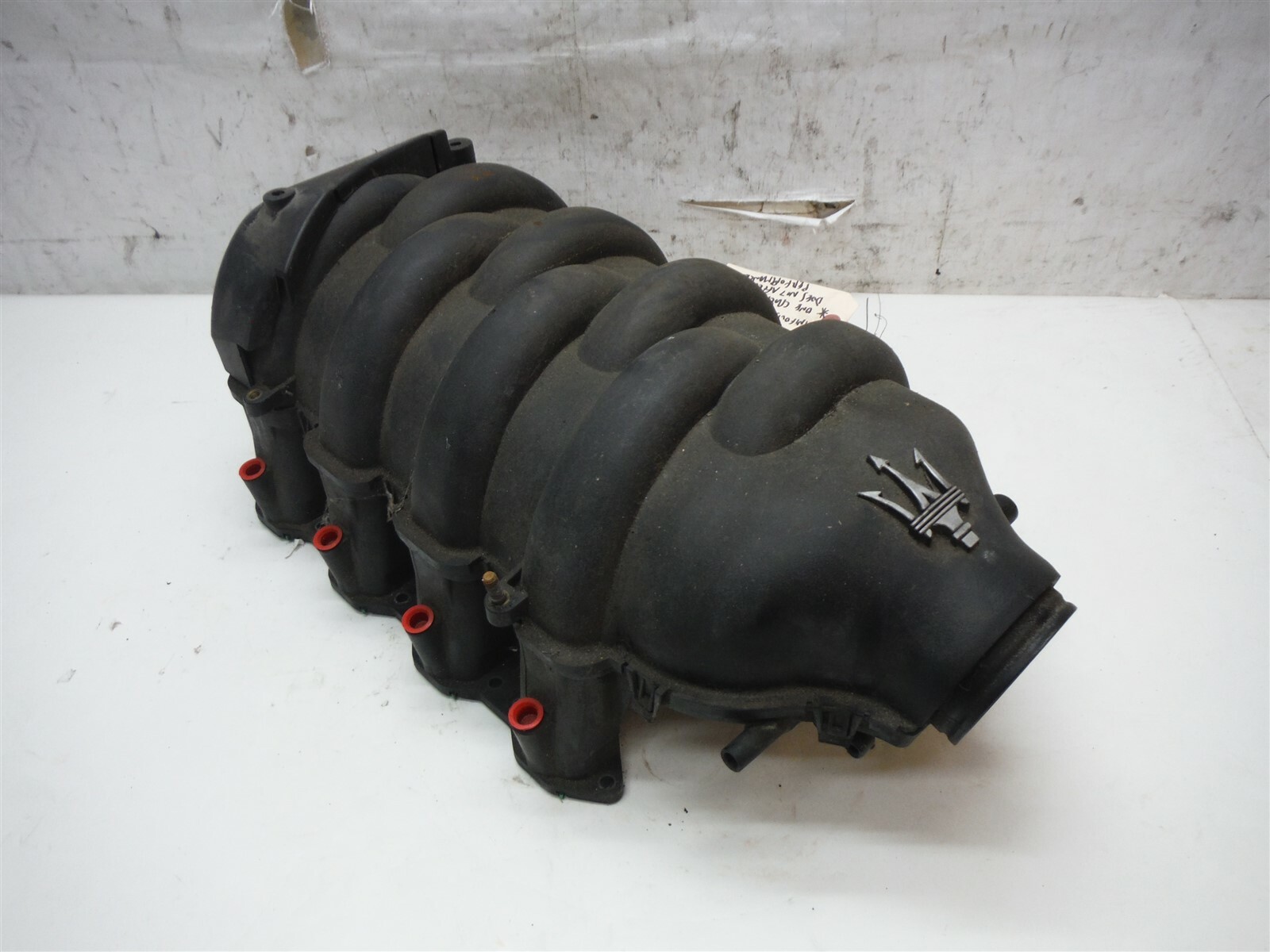 MASERATI QUATTROPORTE ENGINE AIR INTAKE MANIFOLD FUEL RAIL INJECTOR ASSY OEM 