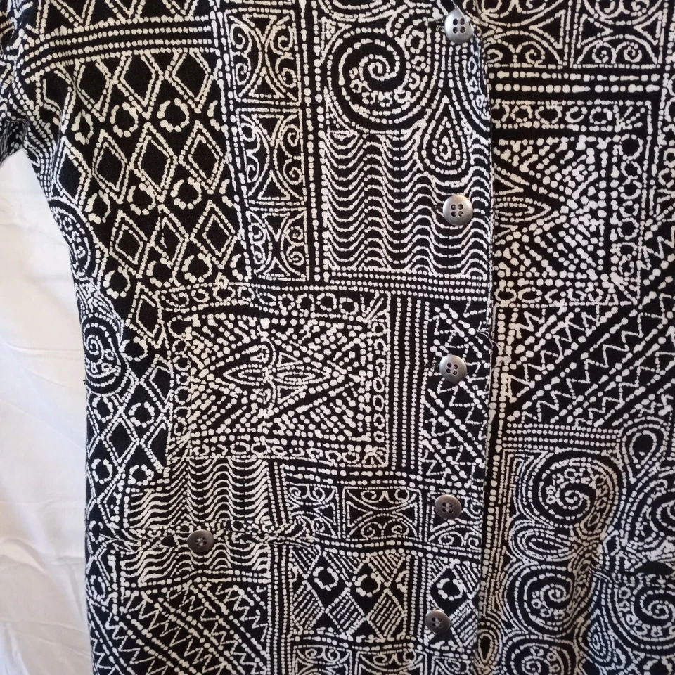 Vestido Vintage Retro POSITIVE ACTITUDE Blanco y Negro Talla 12 Camisa Abotonada Foto 2 de 4