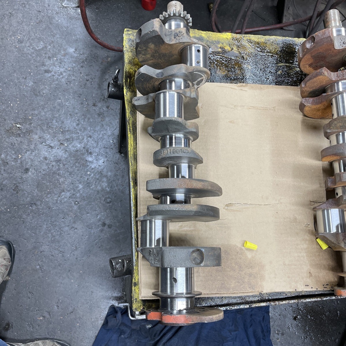 STANDARD CRANKSHAFT GM 327 1968-69, GM 307 1968-73,&ldquo;LARGE JOURNAL 