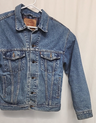 Vtg Levis Denim Flannel Lining Trucker Jacket Sz Medium Relaxed