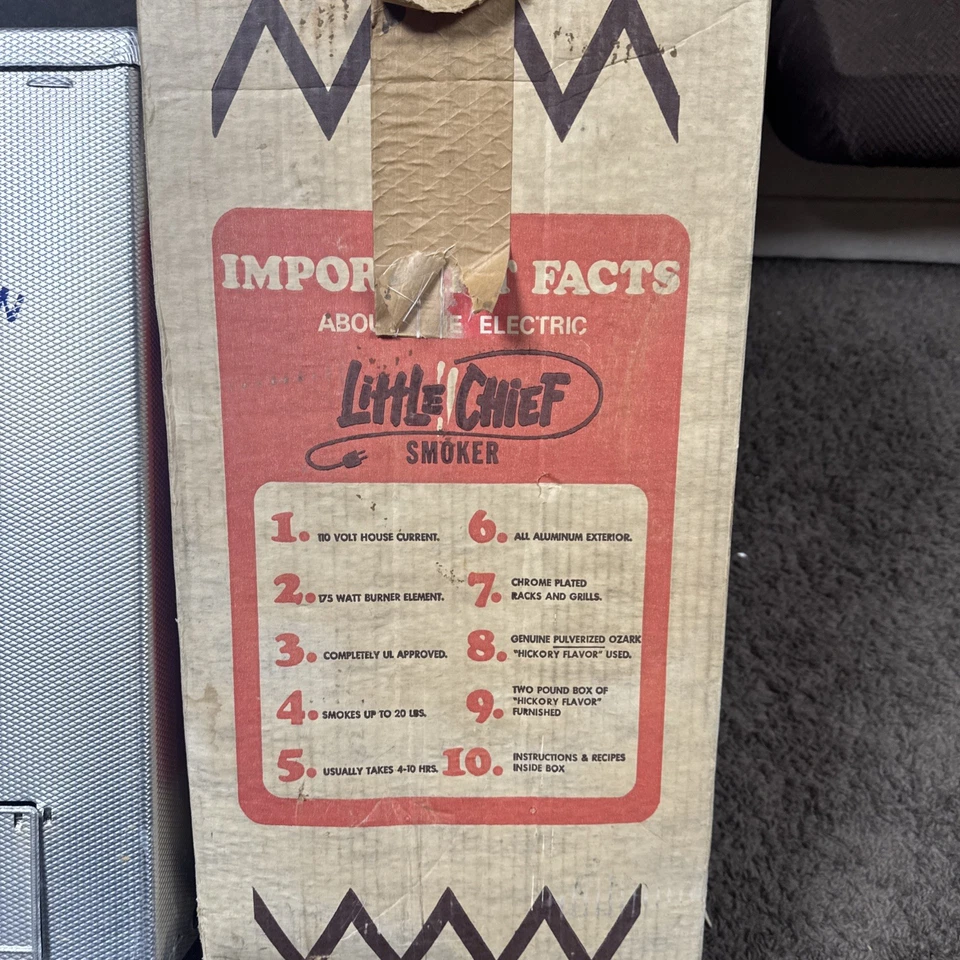 Fumador eléctrico vintage Luhr Jensen Little Chief en caja original Foto 2 de 4