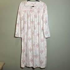 Miss Elaine Long Nightgown Lace Floral Long Sleeve Size L knee length