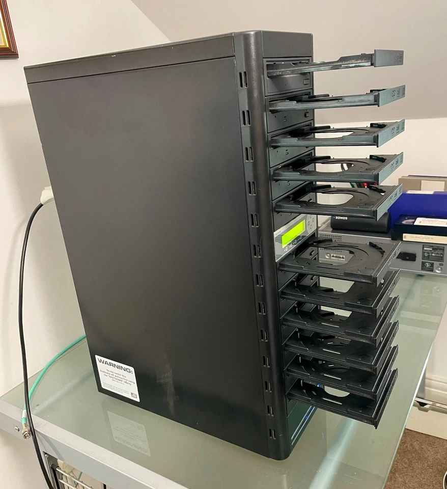 StorDigital Systems 1-10 x CD/DVD Duplicating Machine Duplicator Copier 11-Bay - Image 4 of 4