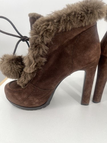 Nine West Brown Suede Faux Fur Boots Women’s Size 7.5 Short High Heels Pom Pom - Picture 10 of 12