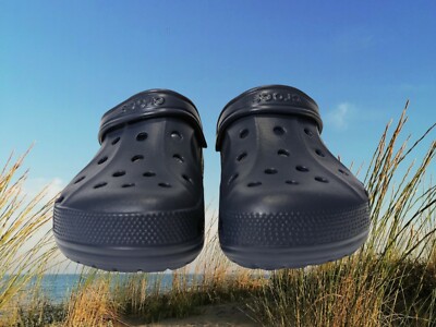 NWT!! Crocs Baya Unisex Clog Sandals Comfort Black 10126-001  display picture 3