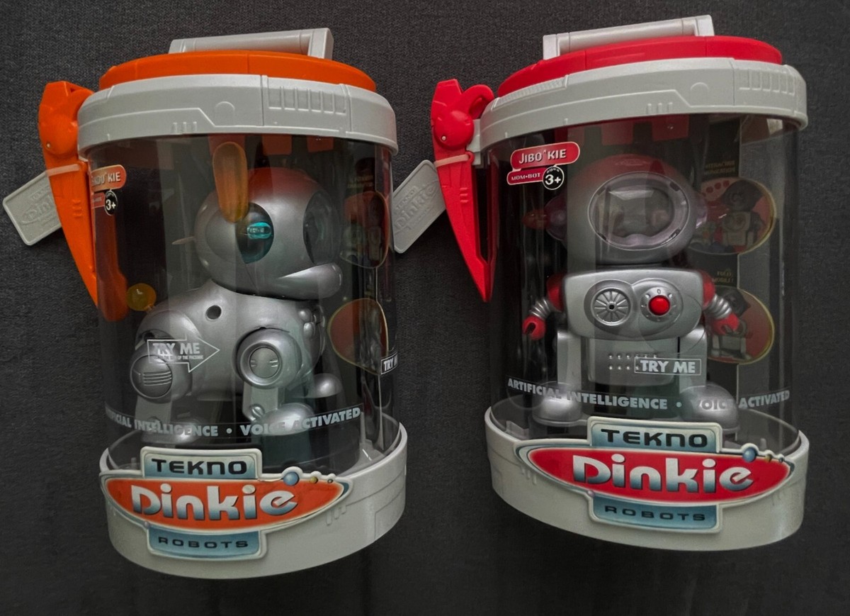 Manley Toy Quest Tekno Dinkie Interactive MOM-BOT DOG-BOT Robots