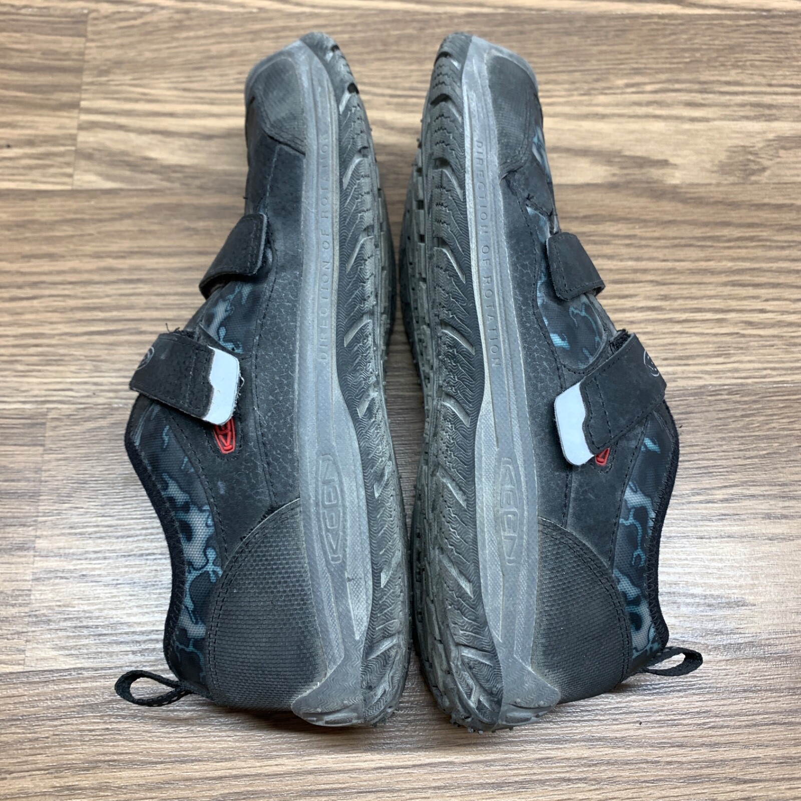 Sneakers KEEN ragazzo taglia 5 EU 37 Speed Hound nere mimetiche cinturino ad anello con gancio